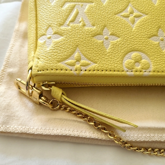 MINI POCHETTE YELLOW SPRING IN THE CITY COLLECTION LOUIS VUITTON - Picture 5 of 8